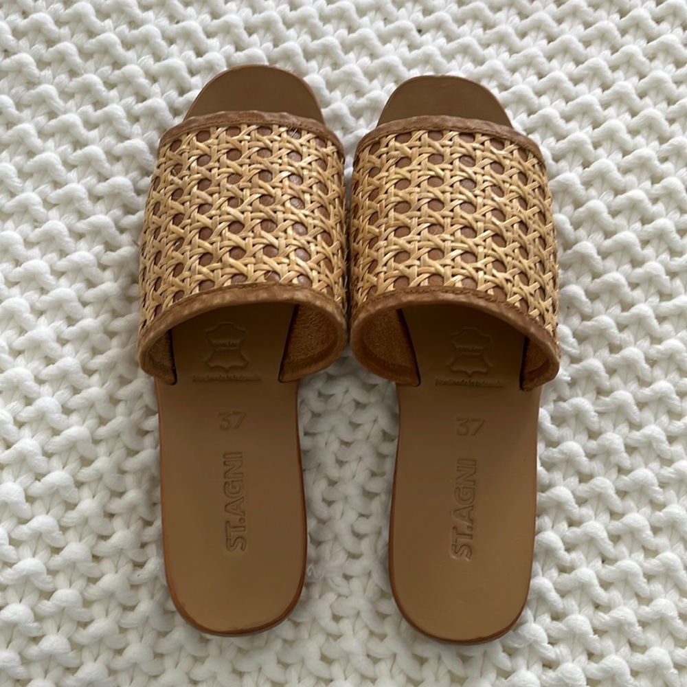 St. Agni 37 Sandals Woven Tan Neutral Slides Genuine Leather Rattan 6.5